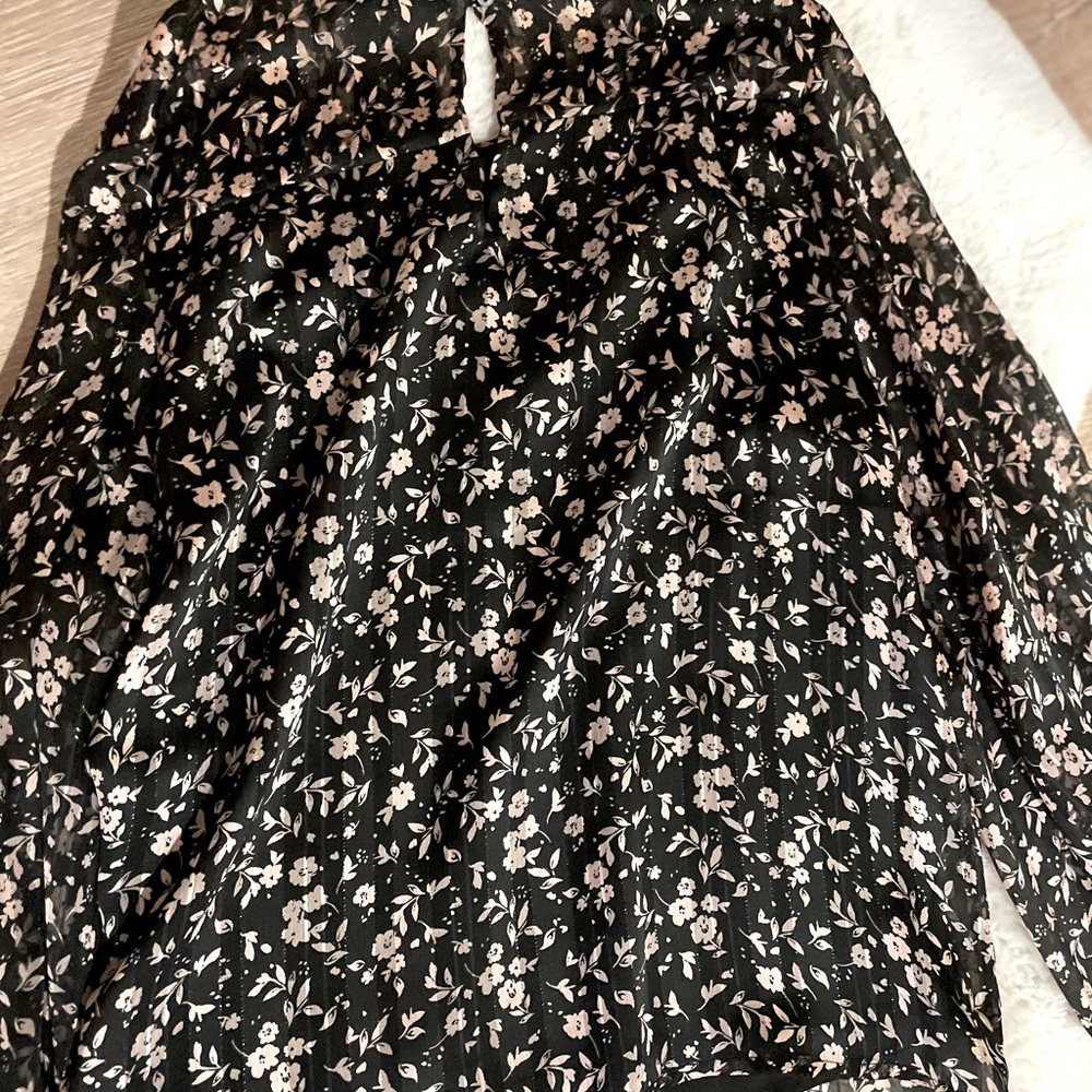 Black lucky brand top